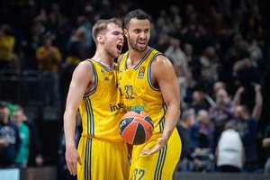 J. Thiemanno karjeros šou neišgelbėjo: ALBA dramatiškai krito po „Anadolu Efes“ kojomis