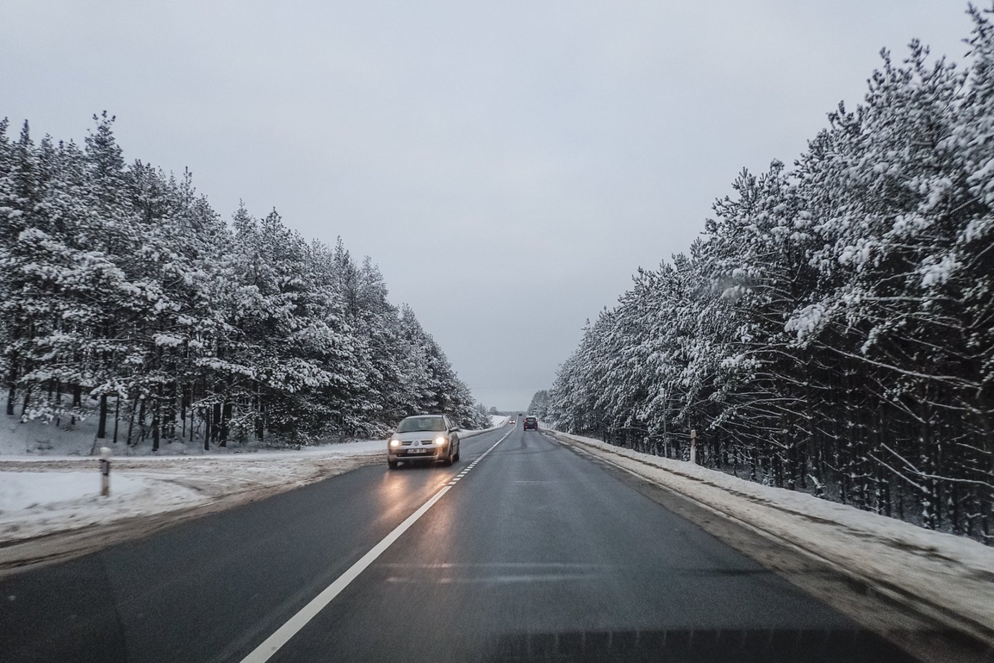 Lietuvos keliai, kurie vairuotojui leis pasimėgauti posūkiais, o keleiviams – vaizdais.<br>V.Ščiavinsko nuotr.