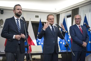 D. Tuskas paskelbė būsimuosius naujosios Lenkijos vyriausybės ministrus
