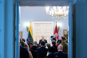 Išanalizavo G. Nausėdos kūno kalbą: milžiniškas jaudulys ir auksinė kalbos frazė