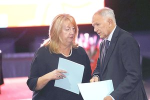 Socialdemokratų stovykloje – sumaištis: įžvelgia ir šansą, ir klastą