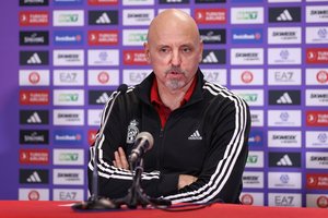 Gražių žodžių lietuviams negailėjęs S. Obradovičius: „Turiu milžinišką pagarbą Kaziui“