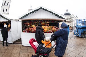Tyrimas: kalėdines dovanas yra perdovanojęs kas trečias Lietuvos gyventojas