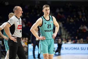 „Wolves“ be gailesčio sutriuškinę „Juventus“ apkartino J. Tayloro sugrįžimą