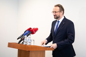 Griežtins reikalavimus kriptoturtui – vykdys pinigų plovimo ir teroristų finansavimo prevenciją