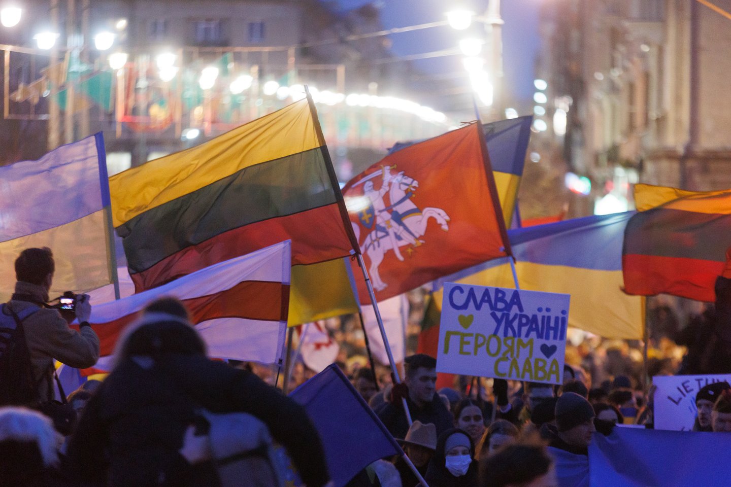 Rusijos agresijai nesibaigiant – galvosūkis Lietuvai dėl ukrainiečių.
