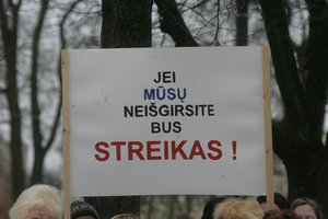 Perspėja – Lietuvoje galimas socialinių darbuotojų streikas: tikina esantys priversti