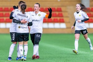 Jaunimo integraciją stiprinanti „Gintra“ ruošiasi debiutui futsal čempionate