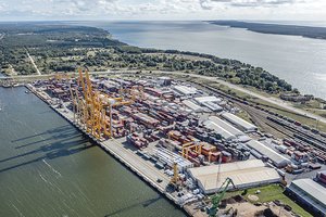 Įvertintos uosto investicijos