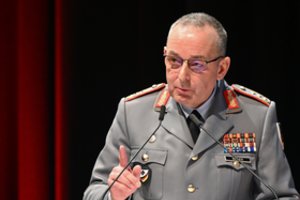 Vokietijos kariuomenės vadas perspėjo dėl okupantų planų: „Vieną dieną mums gali tekti kariauti“