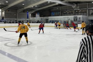 Antra pergalė: Lietuvos jaunimo ledo ritulio rinktinės puolimo banga nubloškė ispanus