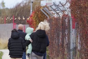 Sinoptikai praneša, koks savaitgalis laukia: lydės lijundra ir plikledis, o kai kur ir stiprus vėjas