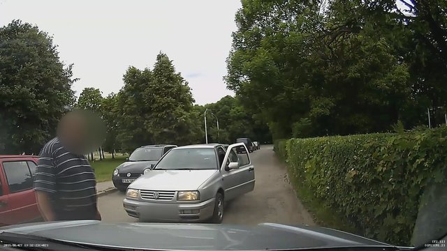 „Kelių patruliai: viskas užfiksuota“: nenorėdamas praleisti automobilio vairuotojas net pasitelkė melą