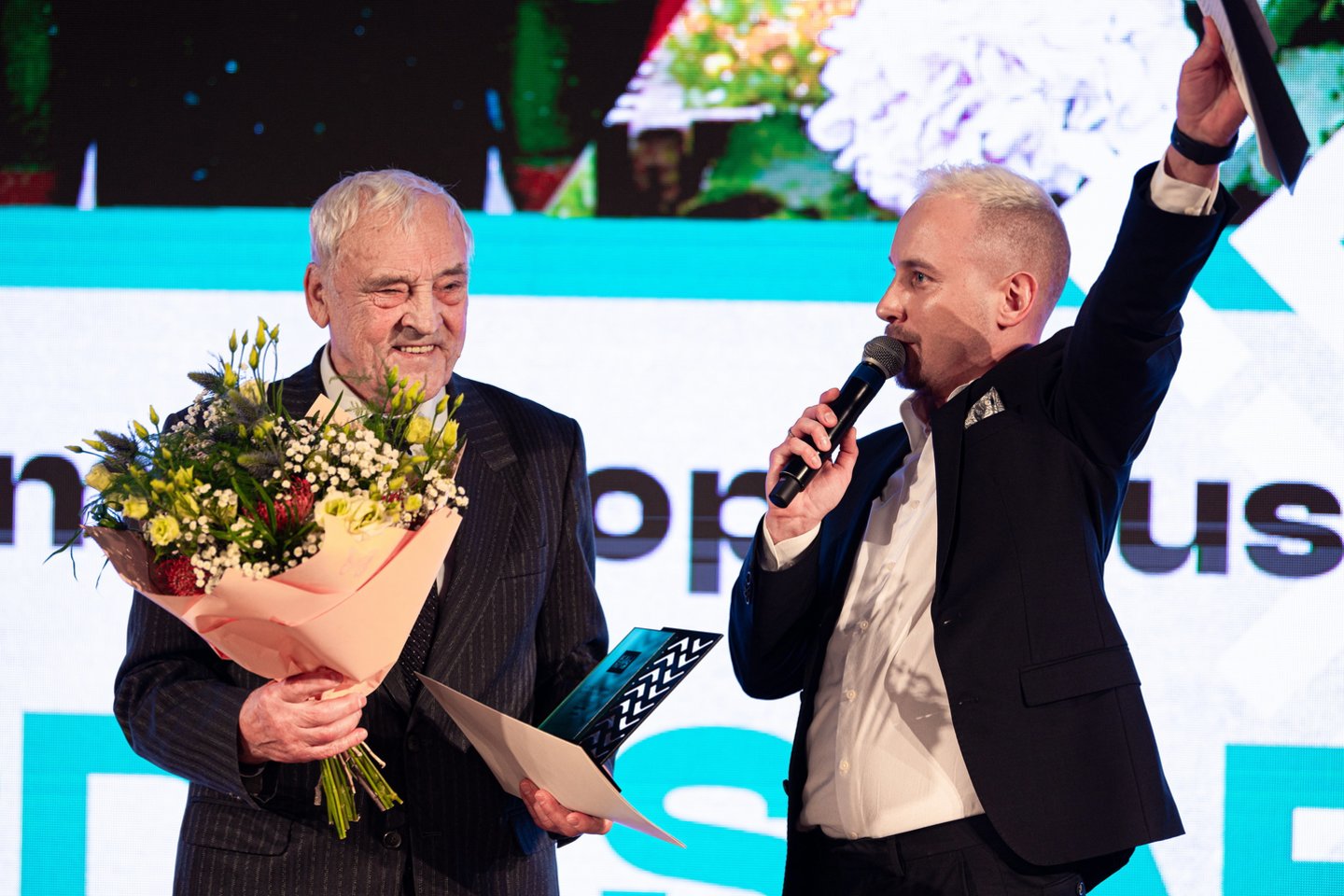 Už viso gyvenimo nuopelnus sportui pagerbtas nusipelnęs irklavimo treneris Algirdas Arelis.