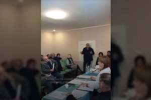 Kraupus įvykis Ukrainoje: kaimo tarybos deputatas per posėdį susprogdino granatas, sužeisti 26 žmonės