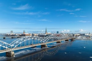 Traukinių keleiviams pristato pokyčius – kasdien veš į šią sostinę