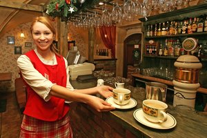 Net ir Kūčių vakarienės eina į restoranus – be gailesčio pinigus kloja ištisos šeimos