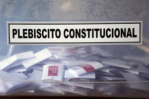 Čilė antrą kartą balsuoja dėl naujos konstitucijos