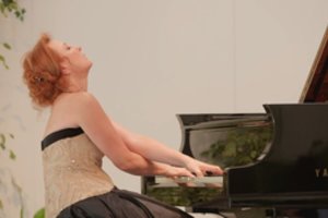 Dokumentiniame filme apie pianistę Mūzą Rubackytę – ir muzikės, ir laisvo žmogaus istorija 