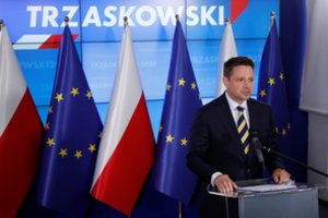 Apklausa: Varšuvos meras – stipriausias kandidatas į Lenkijos prezidentus