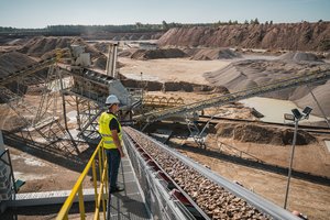 Miestelyje Pakruojo raj. statys naują gamyklą – tam dolomito ir skaldos gamintoja skirs 10 mln. eurų