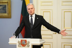 A. Januška sukritikavo G. Nausėdą dėl reikalavimų naujajam ambasadoriui Lenkijoje: jis toliau gilina konfliktą