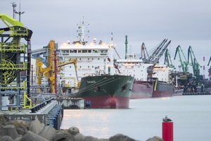Prezidentas: Klaipėdos uostas turi būti alternatyva Ukrainos kroviniams