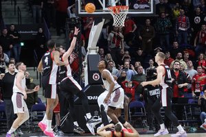 „Rytas“ lemiamame Čempionų lygos B grupės mače paskutiniu metimu palaužė iki tol nenugalimą JDA