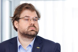 Susirgus teisėjui, teismas atidėjo posėdį vaikų prievartavimu kaltinamo K. Bartoševičiaus byloje