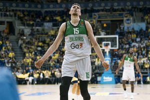 Net ir 14 taškų prieš Šaro „Fenerbahce“ pirmavęs „Žalgiris“ kapituliavo Stambule po neįtikėtinos paskutinio metimo dramos