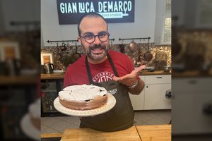 Ieškantiems šventinio deserto idėjų: Gian Lucos Demarco gardaus itališko šokoladinio pyrago receptas