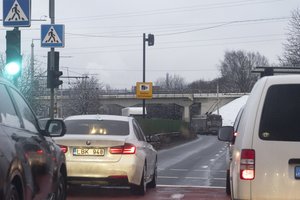 Laikinai sustabdė naujų greičio matuoklių diegimą: kas iš tiesų nutiko ir ką žinoti vairuotojams
