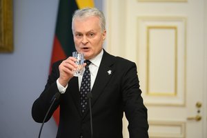 A. Januška kritikuoja diplomatų pavardes paviešinusį G. Nausėdą: VSD turėtų pradėti tyrimą dėl tarnybos paslapties atskleidimo