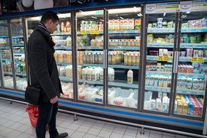 Pienas nenustoja brangęs: situacija jau prastesnė nei kitose Europos Sąjungos šalyse