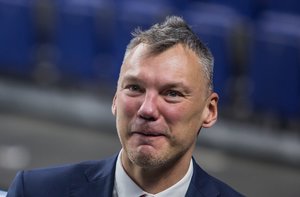 Nepralaiminčio Šaro veide – šypsena: po pergalės lietuvis žarstėsi padėkos žodžiais