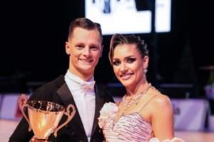 Paskutiniai šių metų Lietuvos šokėjų startai: veiksmas kėlėsi į Rygą