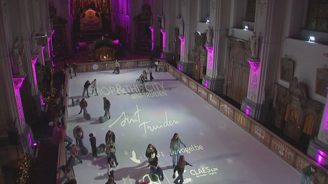 Belgijoje į bažnyčią pramogai sugūžėjo minia žmonių: įrengė čiuožyklą