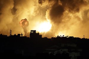 Izraelio kariuomenė ir „Hezbollah“ per Libano sieną apsikeitė ugnimi