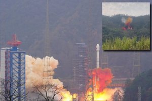 Kinams paleidus raketą, jos dalys nukrito šalia žmonių gyvenvietės