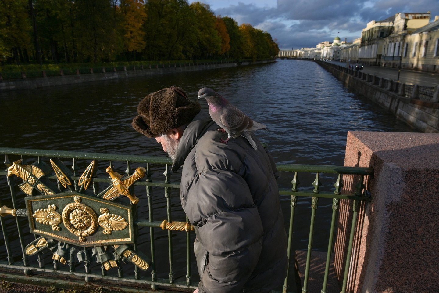Rusija kraunasi turtus net esant karui, o Vakarai prarado trilijonus dolerių.