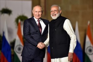 V. Putinas pakvietė Indijos premjerą N. Modį apsilankyti Rusijoje