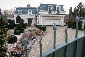 Tai taps vienu didžiausių NT sandorių šiais metais: Vilniuje parduota įspūdinga L. Lubienės rezidencija