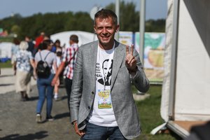 VRK padarė pauzę, svarstant išvadas dėl „Laisvės TV“ akcijos „Viso, Visvaldai“: A. Tapinas tyrimą vadina neprofesionaliu