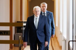 „Vienui vienas“ šventes sutikęs V. Adamkus: tikiuosi, kiti metai man bus šviesesni