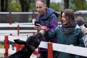 Vos čia įžengę ištirpsta ne tik vaikai, bet ir suaugusieji, o vienas gyventojų negali be žalio laistytuvo
