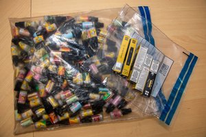 Klaipėdoje sulaikytas nelegaliai skysčiu elektroninėms cigaretėms prekiavęs 20-metis