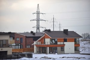 Sunervino akimirksniu besikeičiantys elektros tarifai – klaipėdietis pasidalijo kilusiais įtarimais