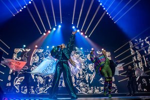 Šiaulių arenoje praūžė du sausakimši koncertai: įspūdingais šou žavėjo Natalija Bunkė ir Jessica Shy