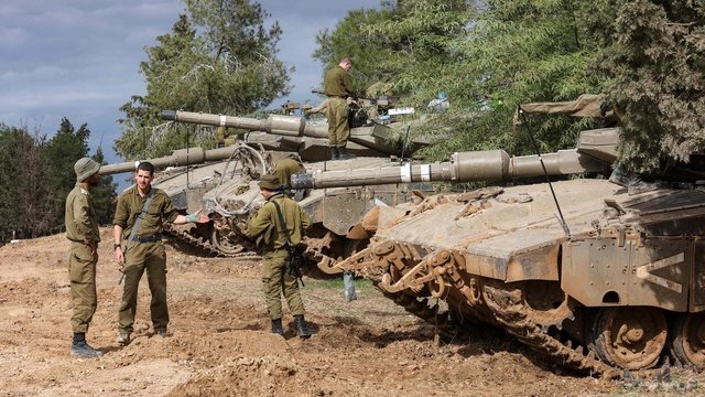 Kol „Hamas“ bando formuoti taikos derybas, skelbiama – Izraelio pajėgos plečia operacijas