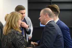 Mečys Laurinkus. Kitos Vyriausybės laukia sunkūs sprendimai ir dar sunkesni paaiškinimai